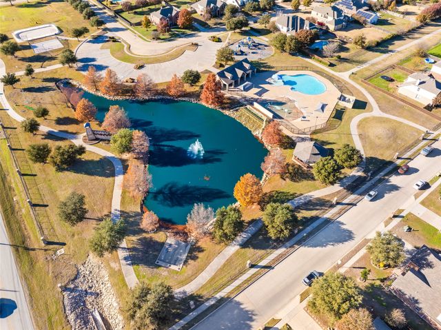 1104 Victory Bells Drive, Fort Worth, TX 76052