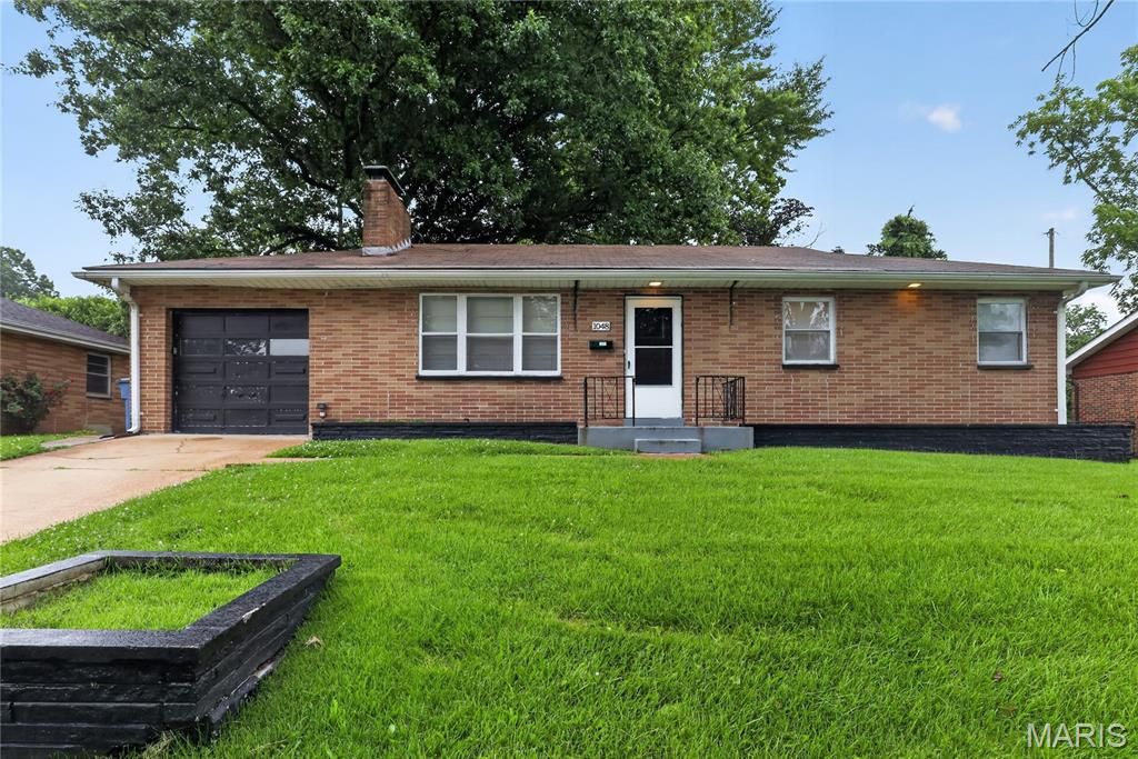 1048 Wylin Court, St Louis, MO 63135