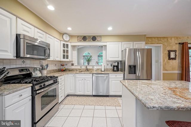 109 CHADDS FORD CT, Sewell, NJ 08080