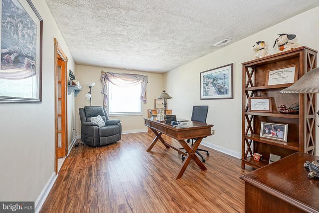 109 CHADDS FORD CT, Sewell, NJ 08080