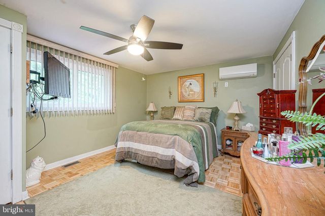 109 CHADDS FORD CT, Sewell, NJ 08080