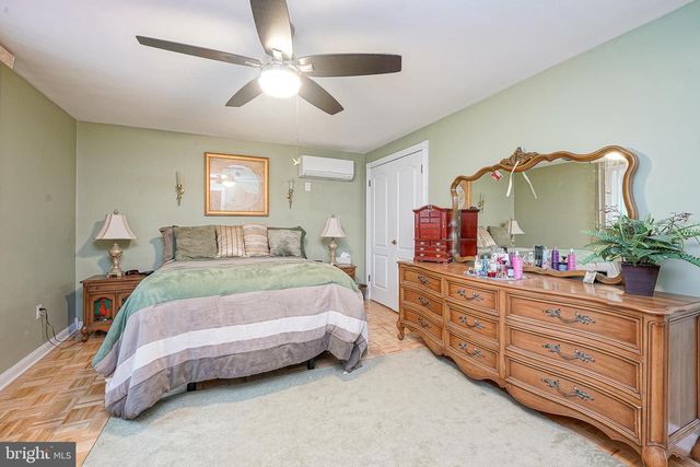109 CHADDS FORD CT, Sewell, NJ 08080