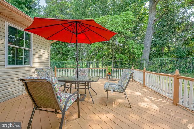 109 CHADDS FORD CT, Sewell, NJ 08080