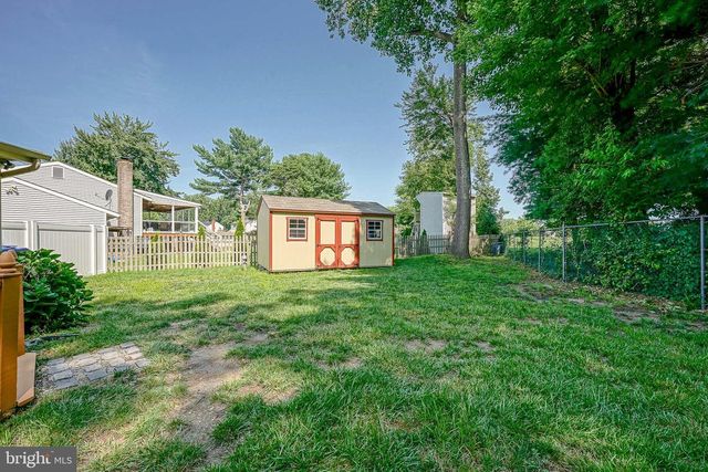 109 CHADDS FORD CT, Sewell, NJ 08080