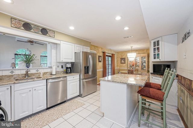 109 CHADDS FORD CT, Sewell, NJ 08080