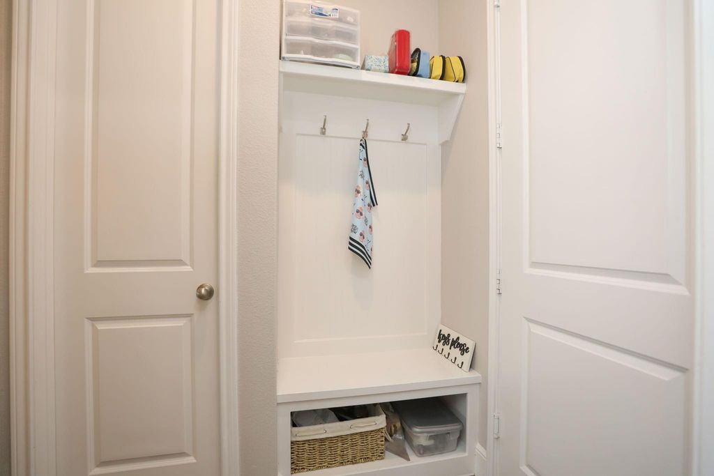 Image 18 of property listing at 23302 Rosen Mill Drive, Richmond, TX 77469