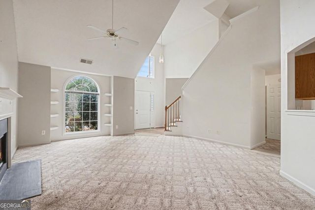 2256 Dresden Green NW, Kennesaw, GA 30144