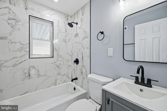 7001 ASPEN AVE, Takoma Park, MD 20912