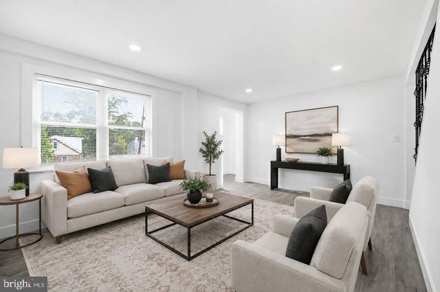 7001 ASPEN AVE, Takoma Park, MD 20912