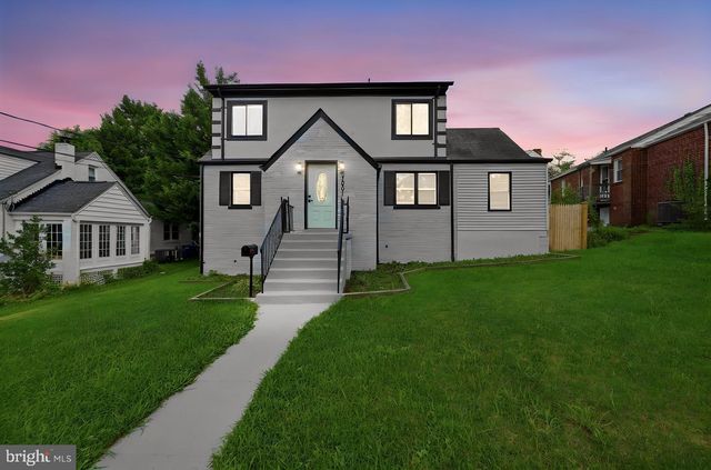 7001 ASPEN AVE, Takoma Park, MD 20912