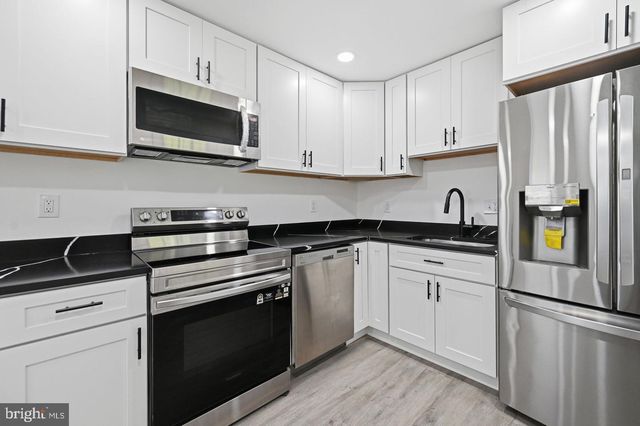 7001 ASPEN AVE, Takoma Park, MD 20912