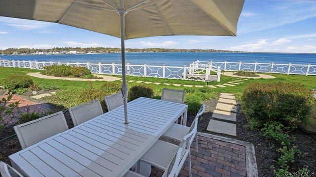 49 Canoe Place Road 416, Hampton Bays, NY 11946