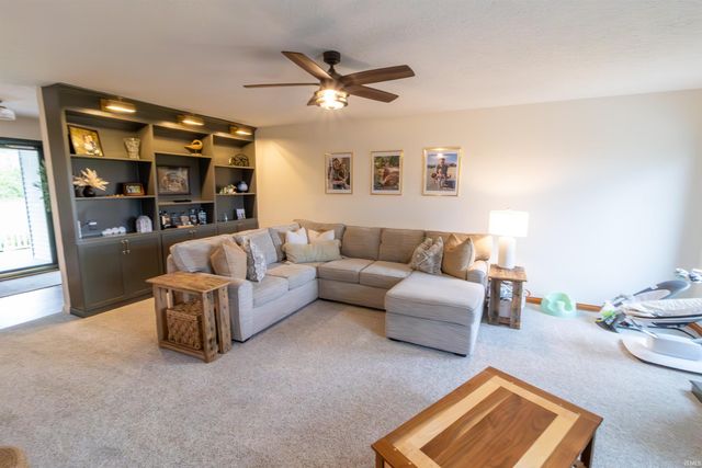 3071 W 600 North, Huntington, IN 46750