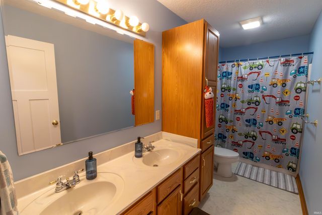 3071 W 600 North, Huntington, IN 46750