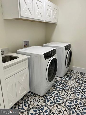 2201 BEAR RUN RD, Taneytown, MD 21787