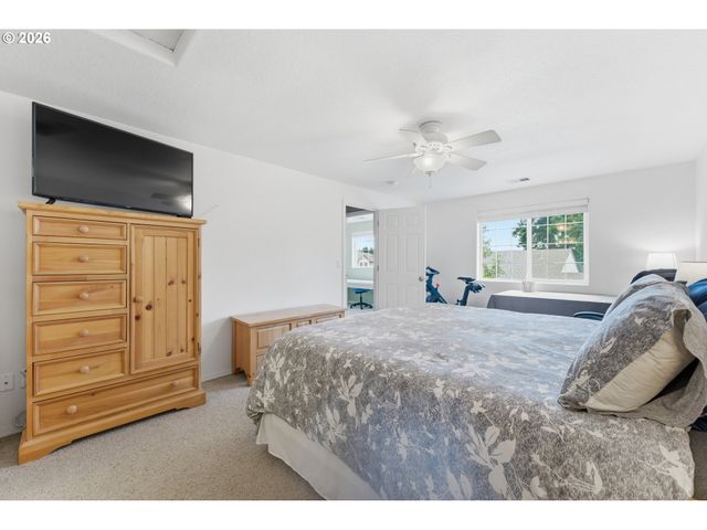 15340 Sw LEXINGTON Ln, Beaverton, OR 97007