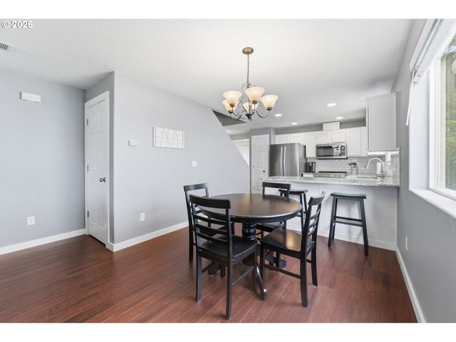 15340 Sw LEXINGTON Ln, Beaverton, OR 97007