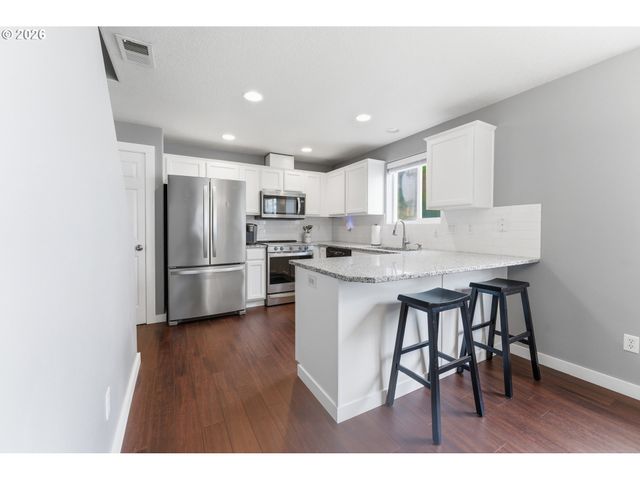 15340 Sw LEXINGTON Ln, Beaverton, OR 97007