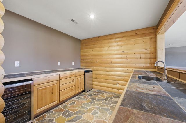 656 E 110th Ave N, Peck, KS 67120