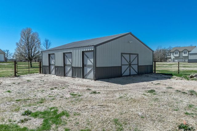 656 E 110th Ave N, Peck, KS 67120