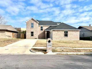1209 Whiteoak Drive, Garland, TX 75040