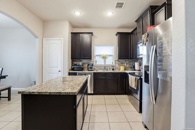 12118 STRATSBURG, San Antonio, TX 78252