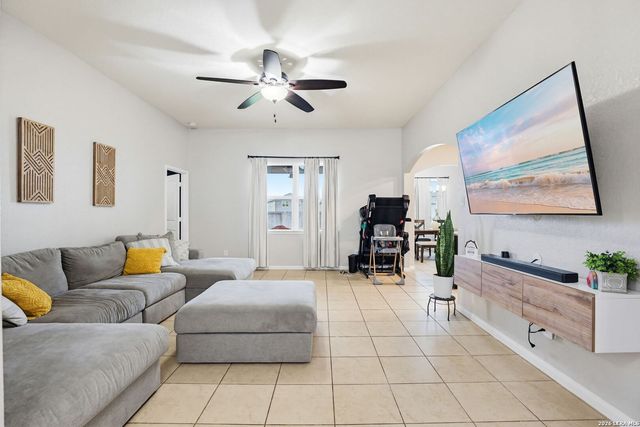 12118 STRATSBURG, San Antonio, TX 78252