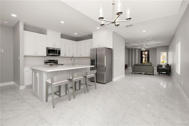 3200 S Auburndale Avenue, Edinburg, TX 78542