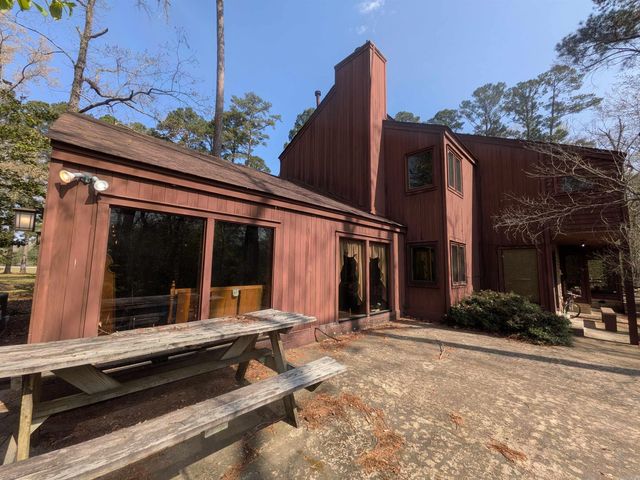 1 Timber Trails, Camden, AR 71701