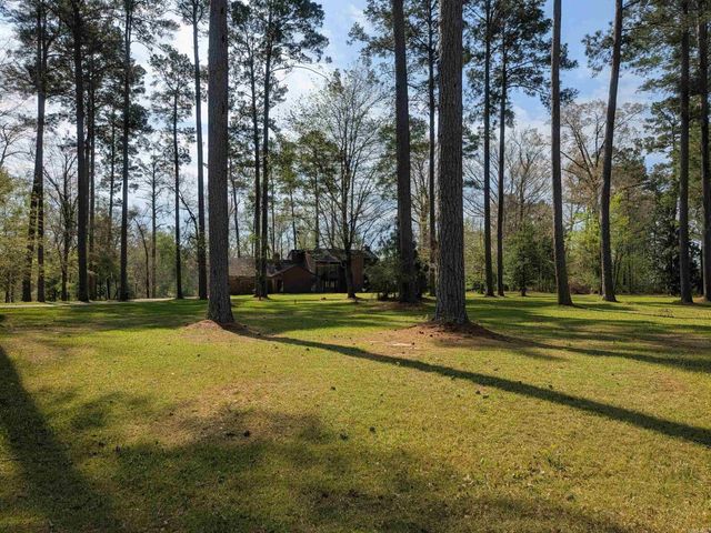 1 Timber Trails, Camden, AR 71701