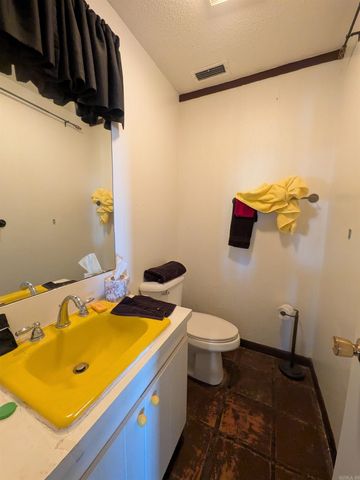 1 Timber Trails, Camden, AR 71701