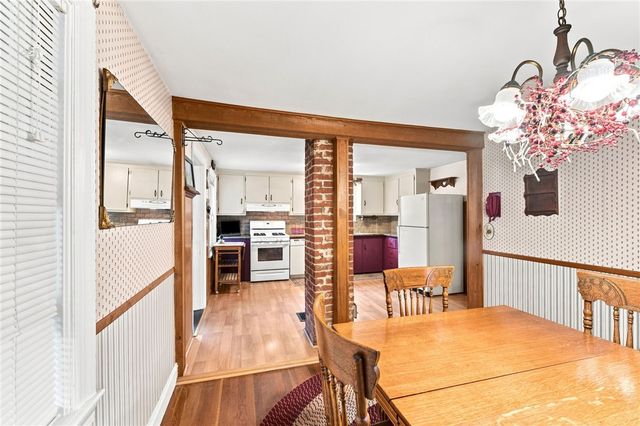 48 Fairway Drive, Cranston, RI 02920