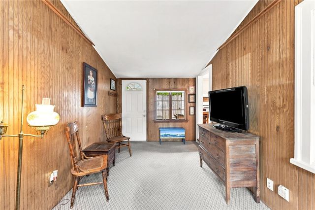 48 Fairway Drive, Cranston, RI 02920