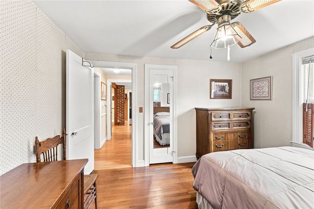 48 Fairway Drive, Cranston, RI 02920