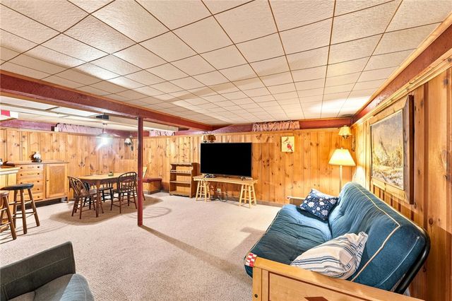 48 Fairway Drive, Cranston, RI 02920