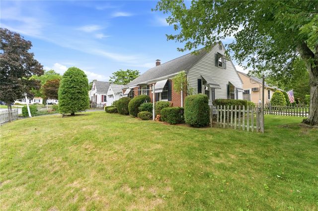48 Fairway Drive, Cranston, RI 02920