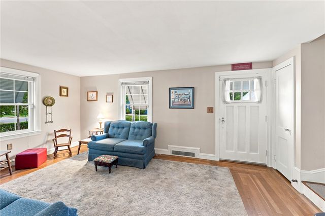 48 Fairway Drive, Cranston, RI 02920