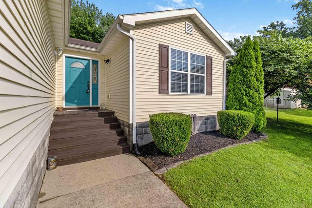 102 Fox Chase, Danville, KY 40422