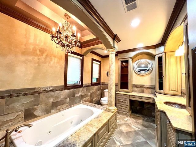 610 Glasmere Road, Mahwah, NJ 07430