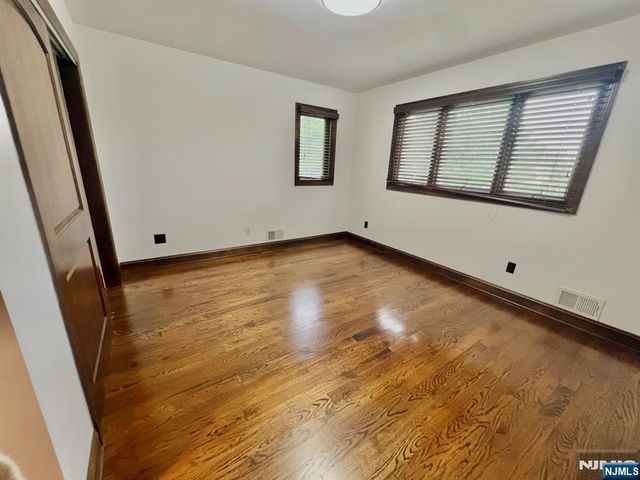 610 Glasmere Road, Mahwah, NJ 07430