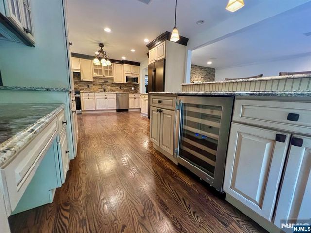 610 Glasmere Road, Mahwah, NJ 07430