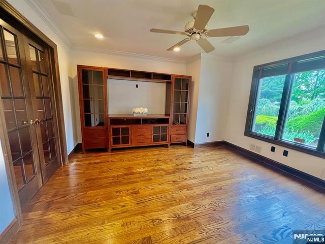 610 Glasmere Road, Mahwah, NJ 07430