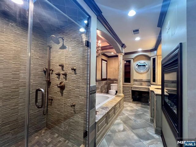 610 Glasmere Road, Mahwah, NJ 07430