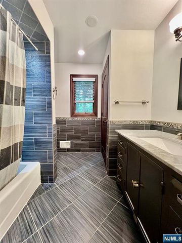 610 Glasmere Road, Mahwah, NJ 07430