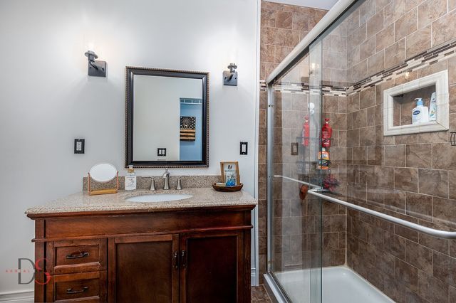 204 N Woodland Avenue, Oglesby, IL 61348