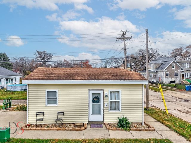 204 N Woodland Avenue, Oglesby, IL 61348