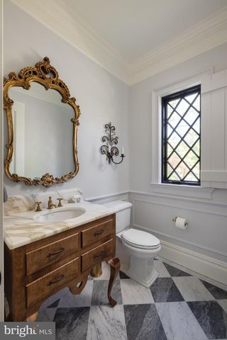 8003 NEWDALE RD, Bethesda, MD 20814