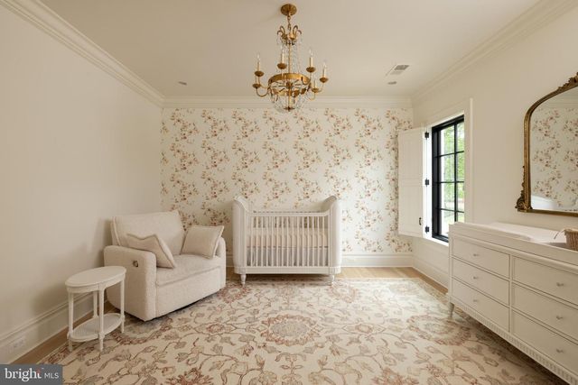 8003 NEWDALE RD, Bethesda, MD 20814