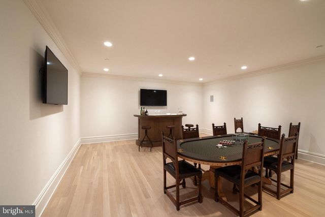 8003 NEWDALE RD, Bethesda, MD 20814