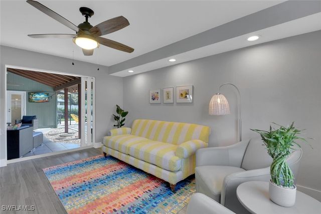 2328 Clipper WAY, Naples, FL 34104